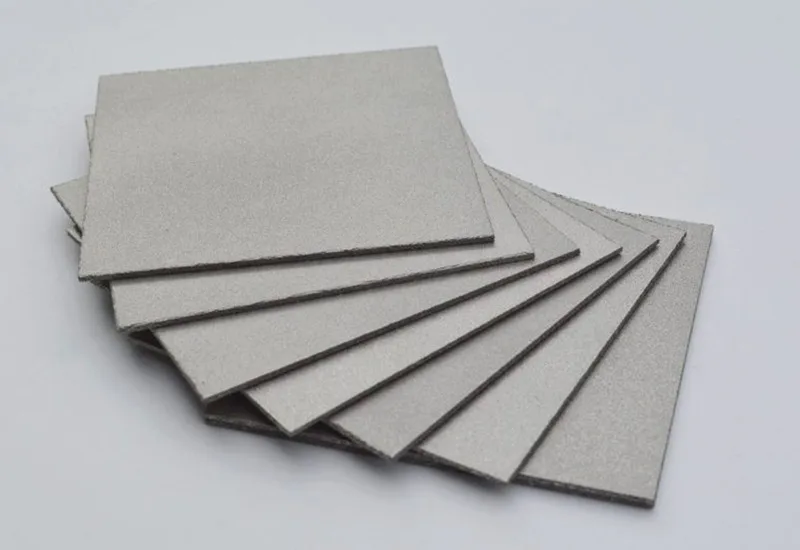 Piastra metallica standard BLU