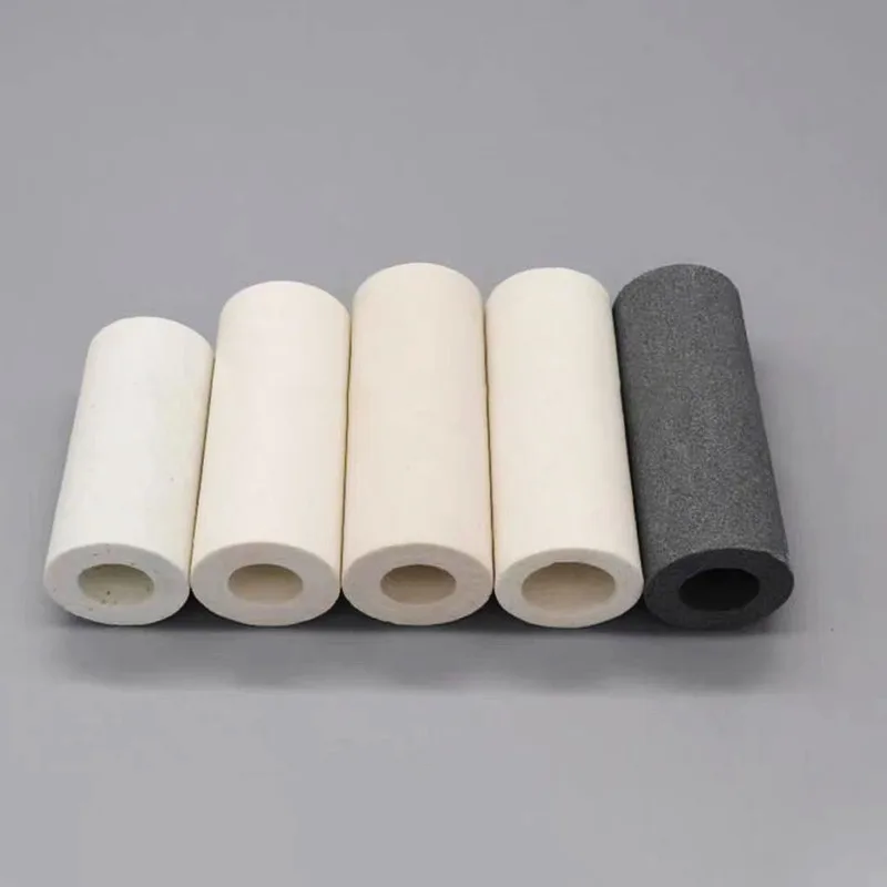 Molti tubi ceramici porosi