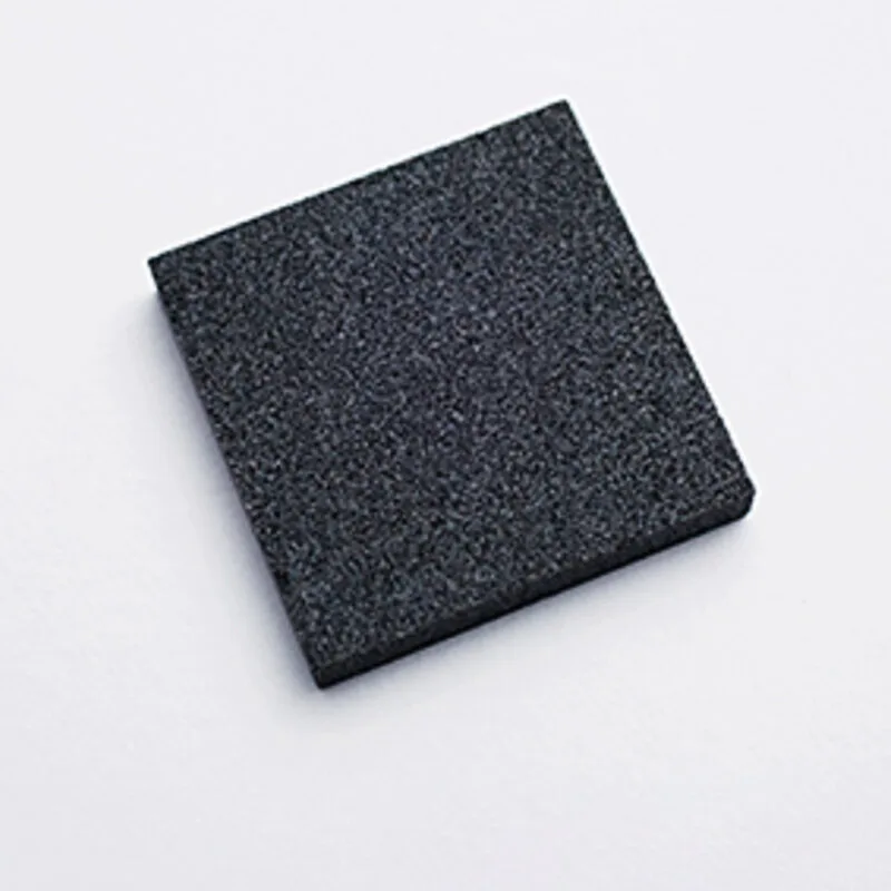 Piastra porosa in carburo di silicio