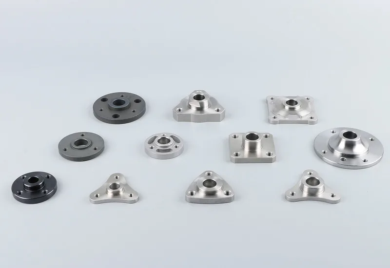 Varias bridas para bombas de agua