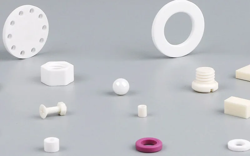 Parti stampate a iniezione in ceramica