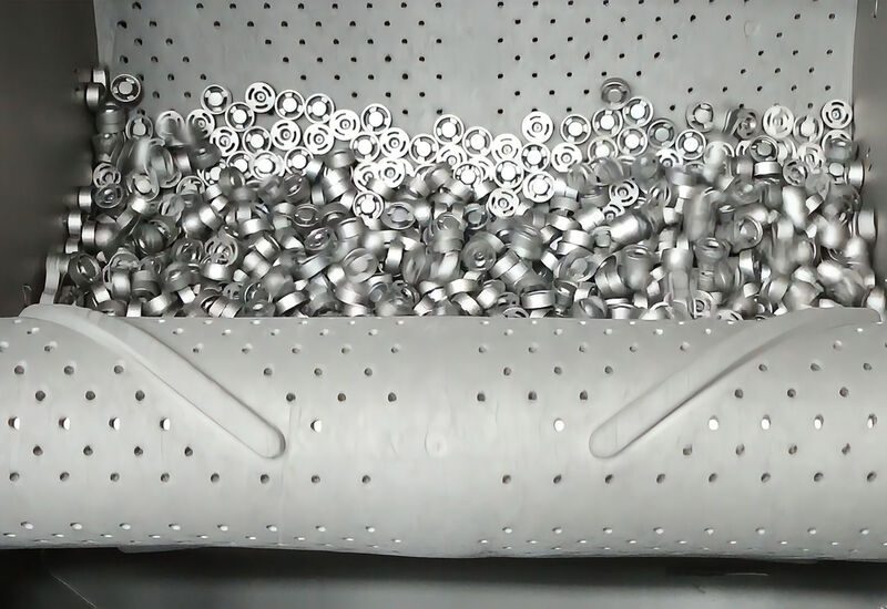 Sandblasting of Sintered Parts